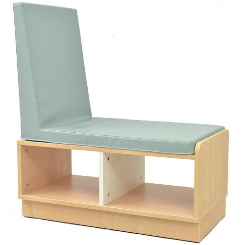 Schrank mit Sitzbank