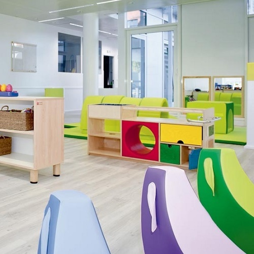 Montessori Möbel