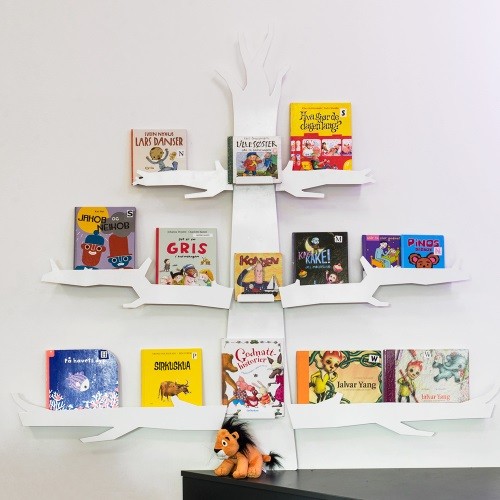 Bücherdisplay Baum weiß